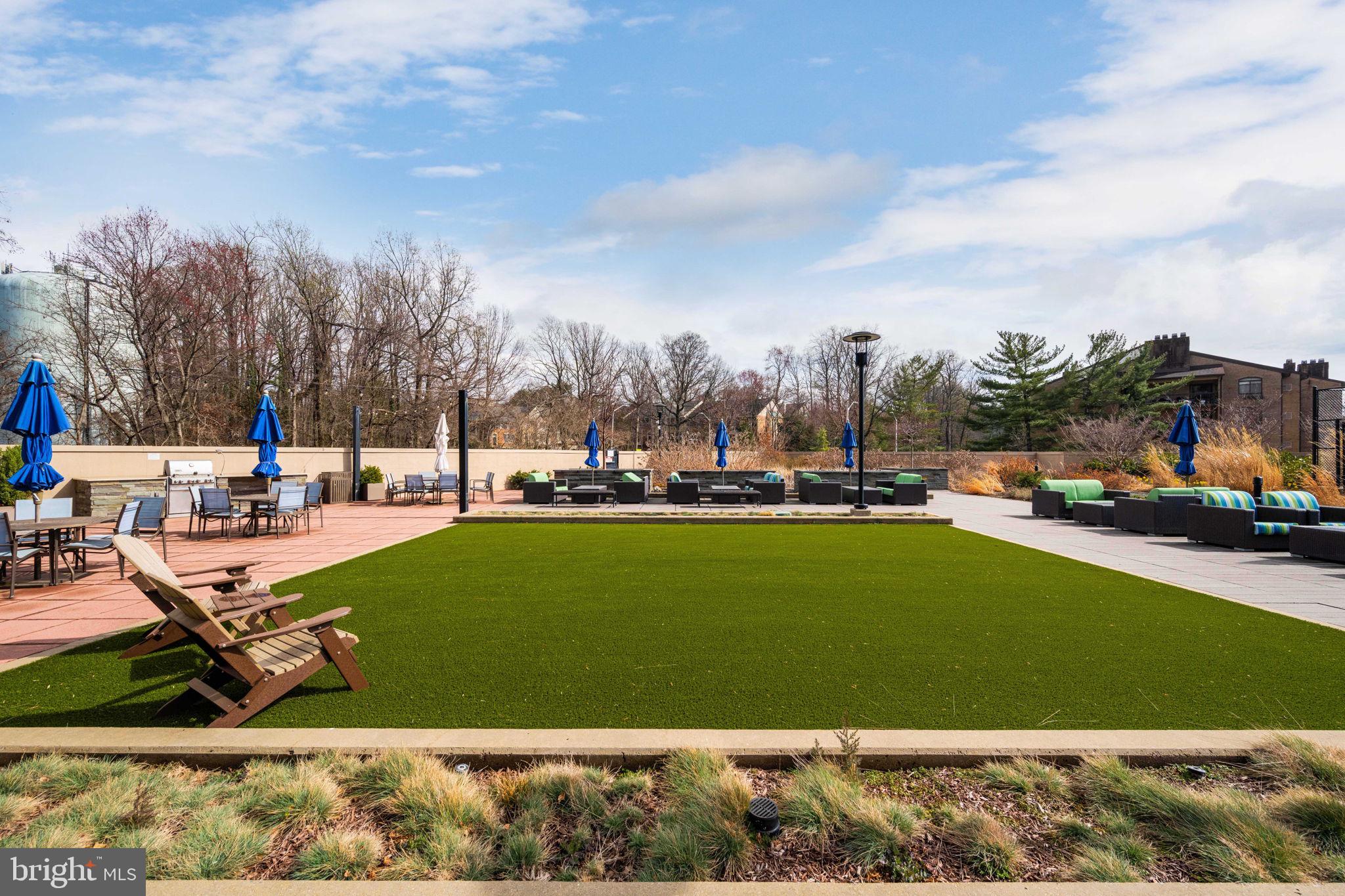 5802 NICHOLSON LANE 2-502