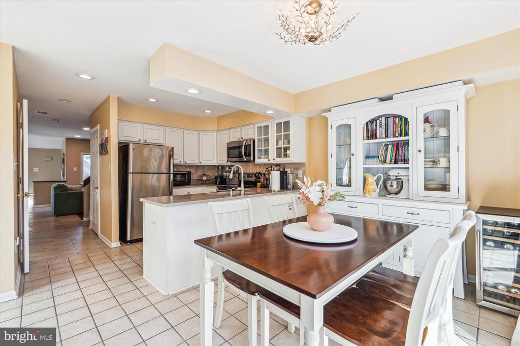 18335 LEMAN LAKE DRIVE 808B