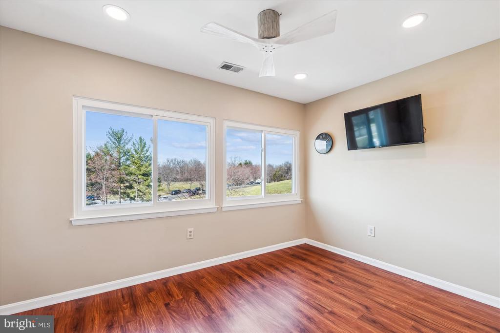 18335 LEMAN LAKE DRIVE 808B
