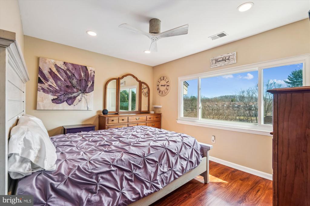 18335 LEMAN LAKE DRIVE 808B