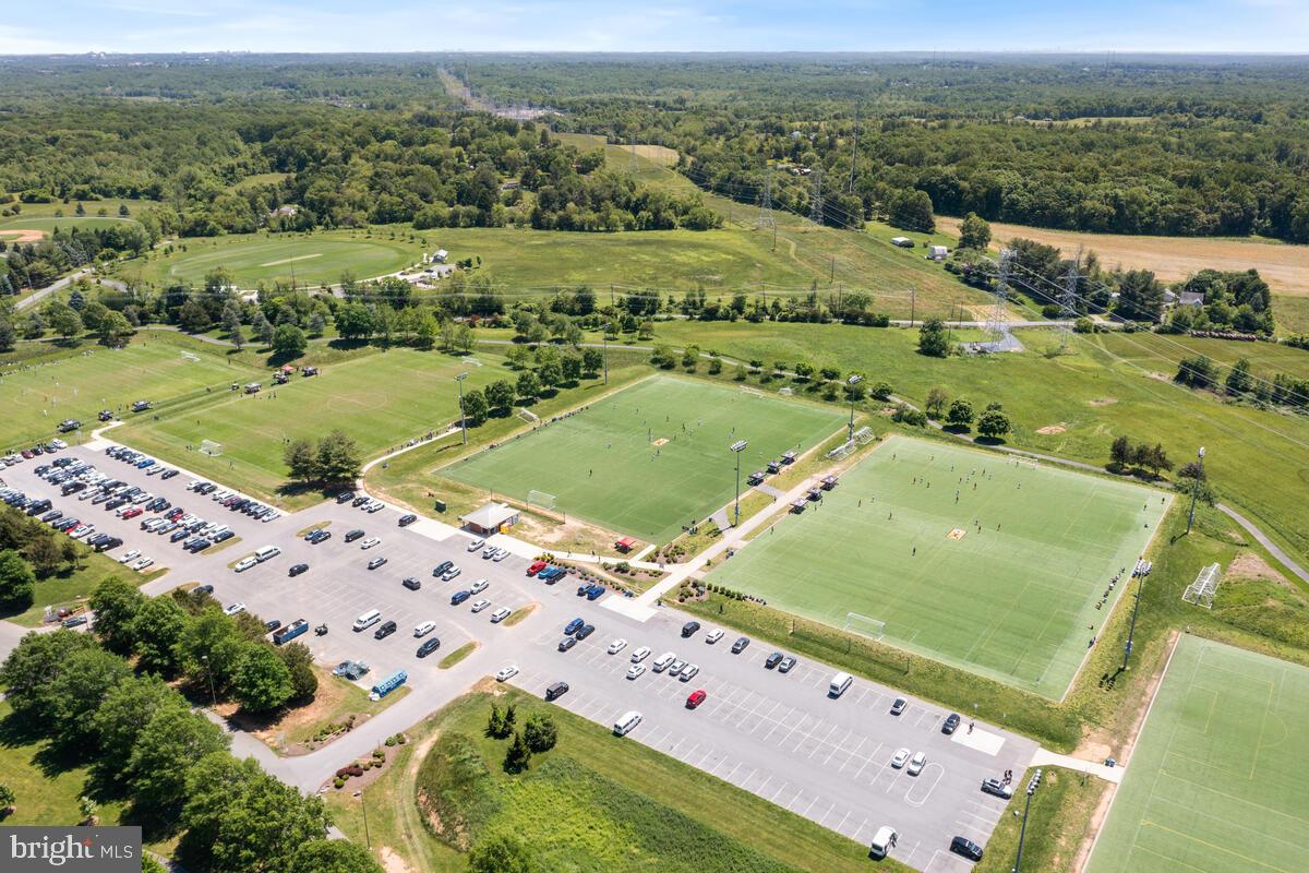 18511 Country Meadow Rd