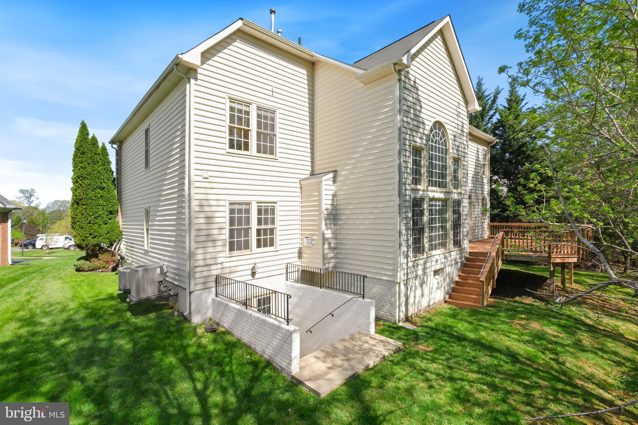 7500 Redland Park Pl