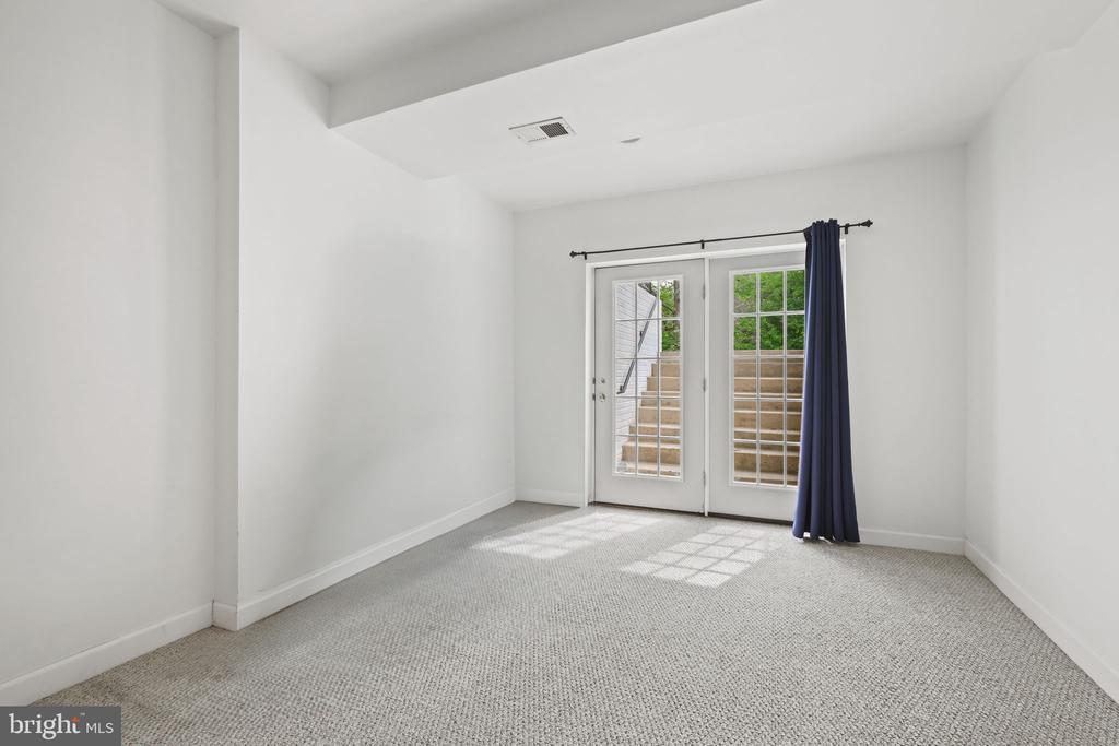7500 Redland Park Pl