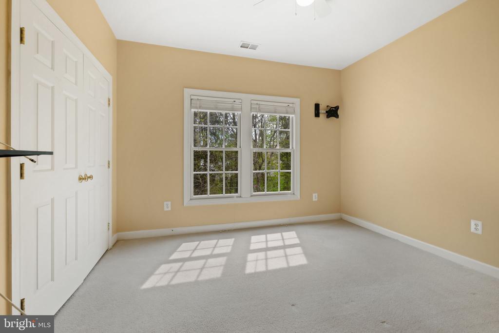 7500 Redland Park Pl