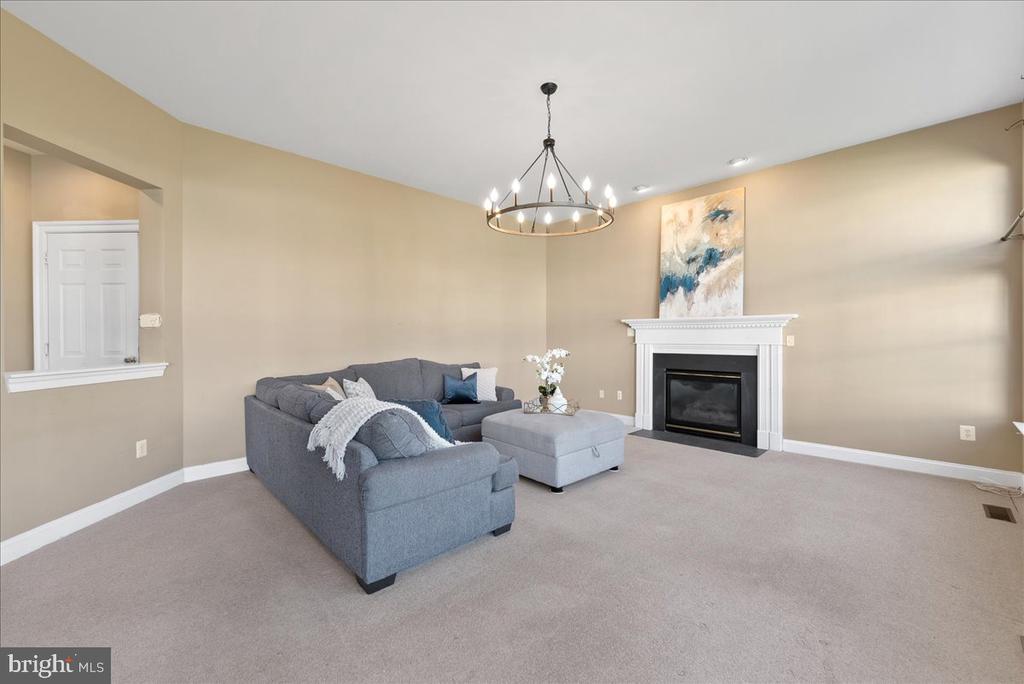 23217 LINDEN VALE DRIVE