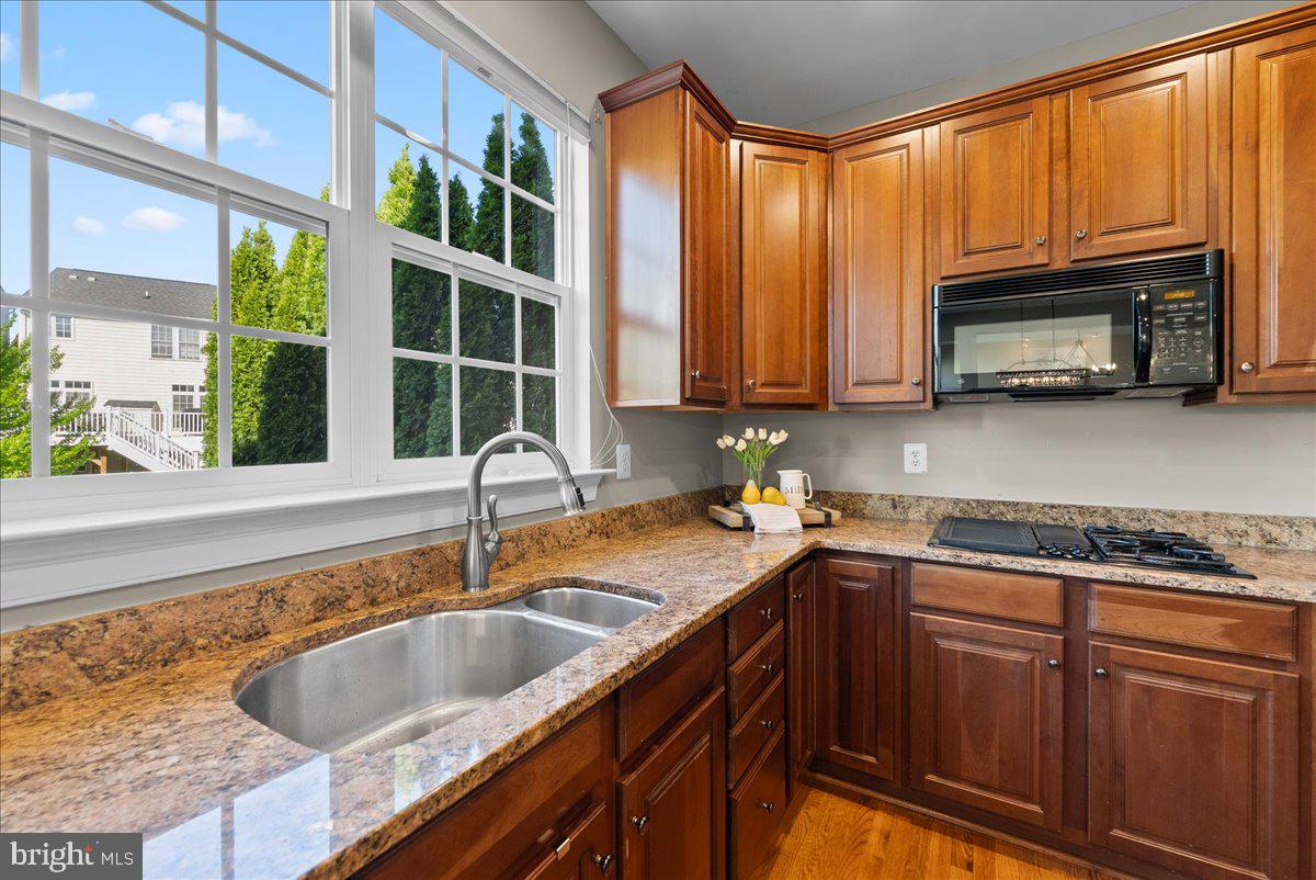 23217 LINDEN VALE DRIVE