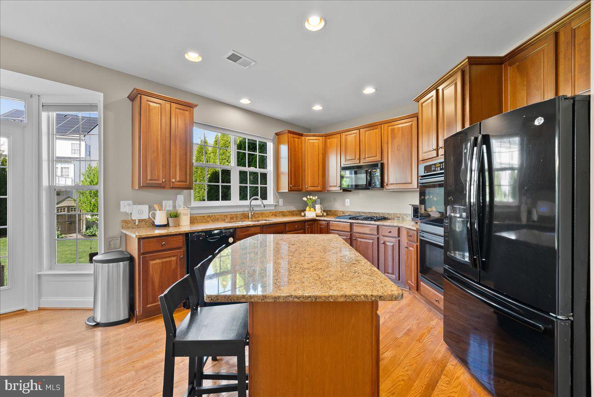 23217 LINDEN VALE DRIVE