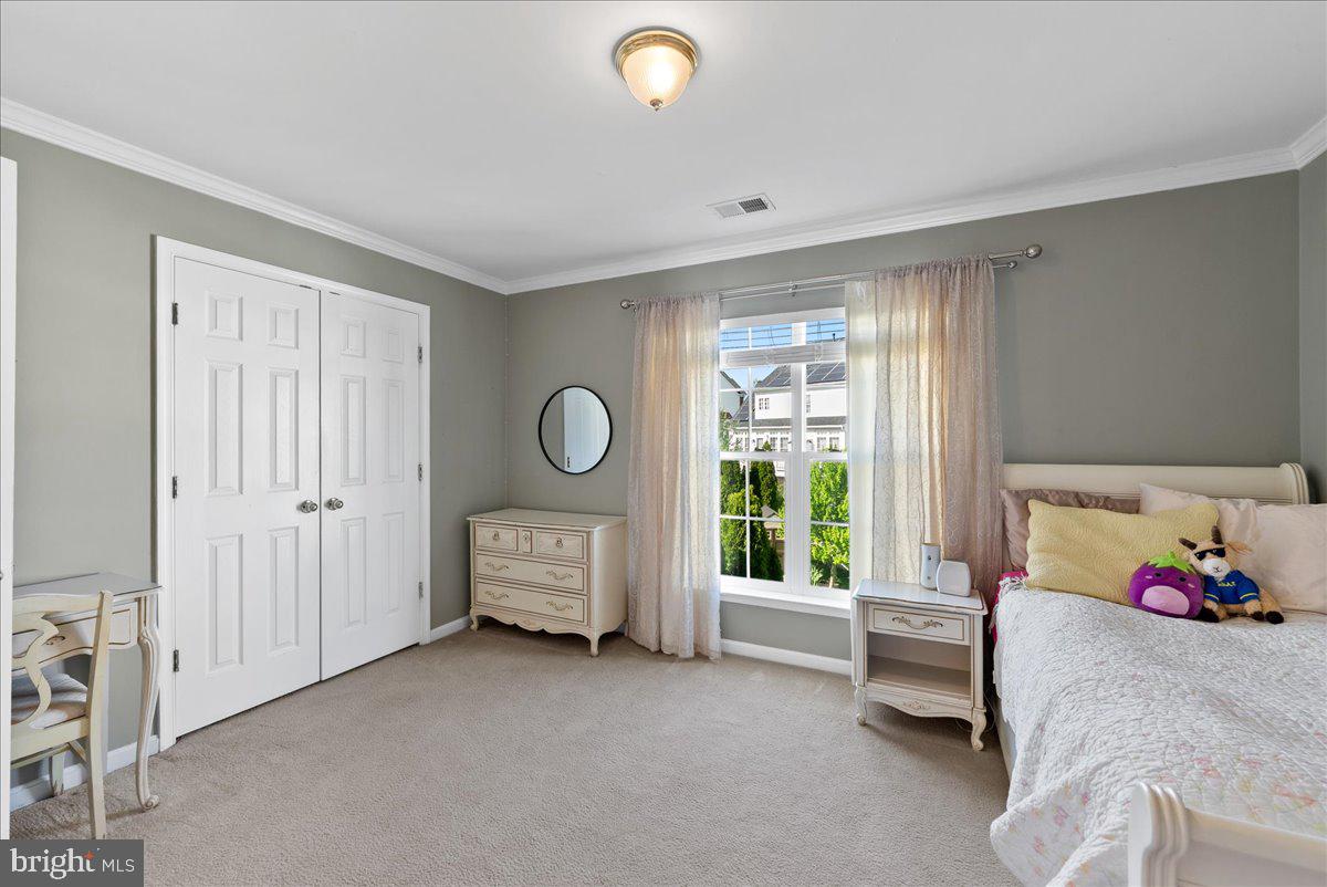 23217 LINDEN VALE DRIVE