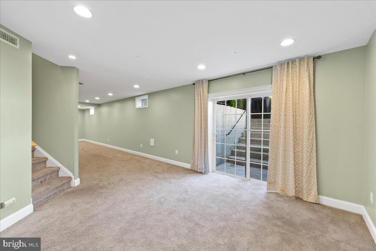 23217 LINDEN VALE DRIVE