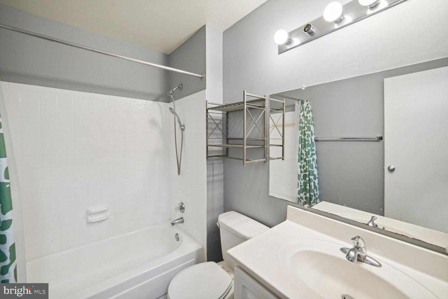 18500 BOYSENBERRY DR #146-52