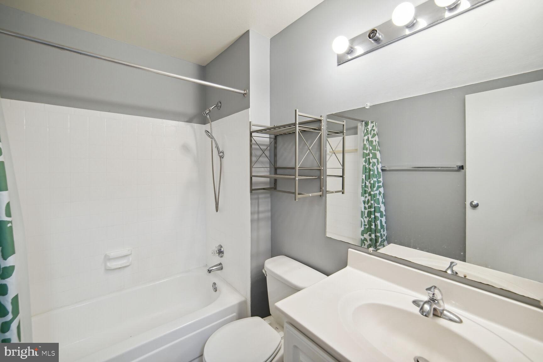 18500 BOYSENBERRY DR #146-52