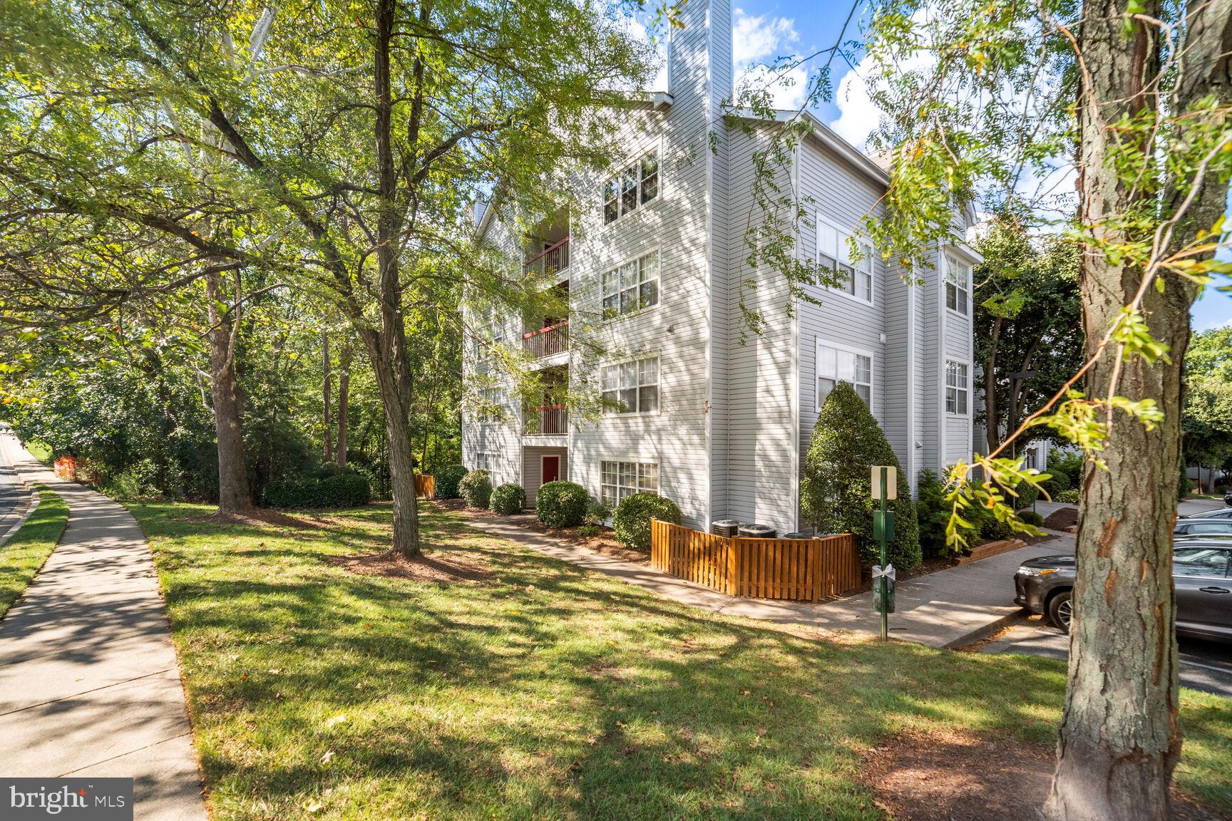 18500 BOYSENBERRY DR #146-52