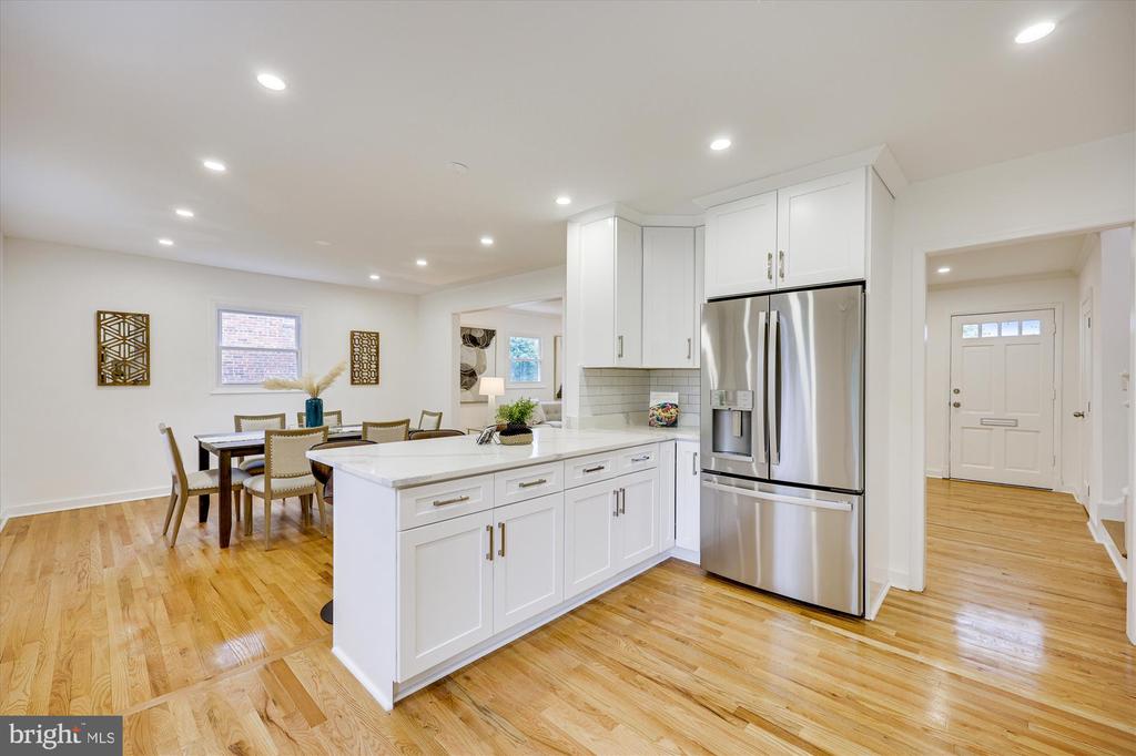 9915 JULLIARD DRIVE