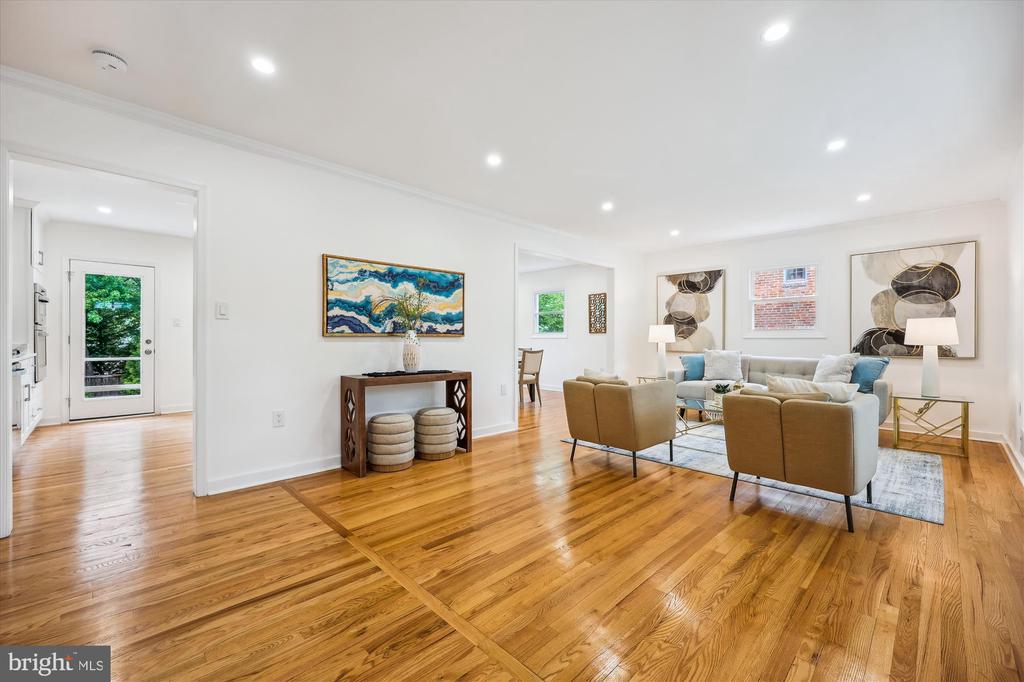 9915 JULLIARD DRIVE