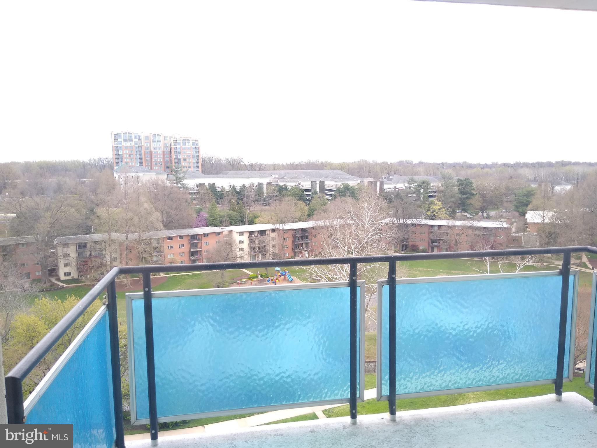 10401 GROSVENOR #1018