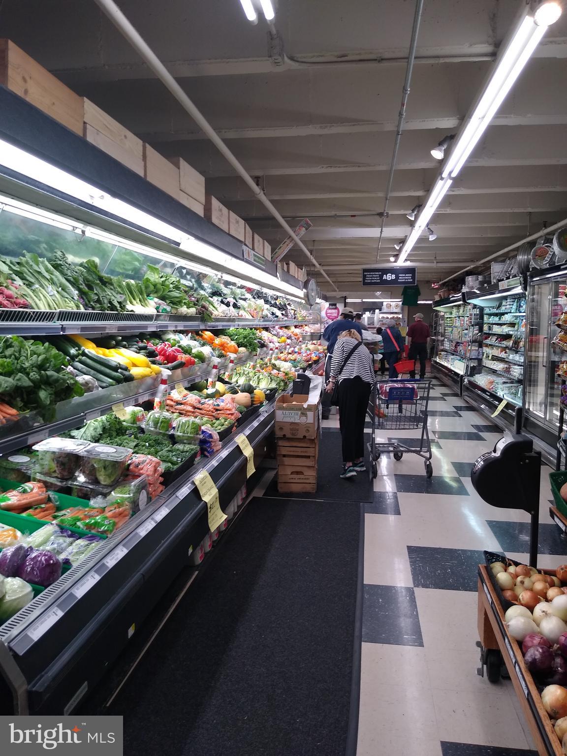 10401 GROSVENOR #1018