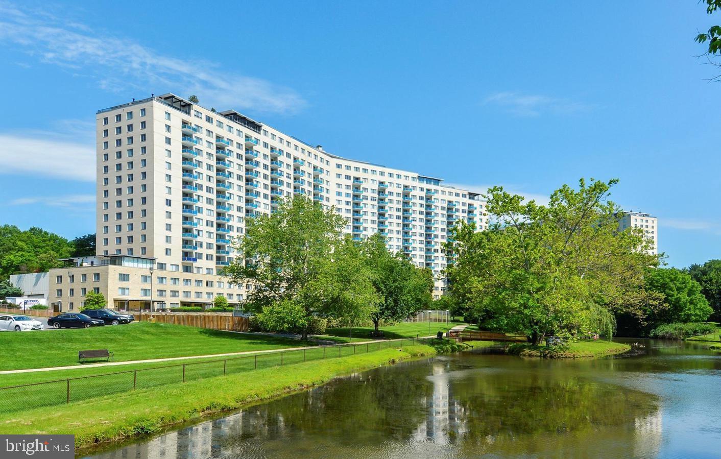 10401 GROSVENOR #1018