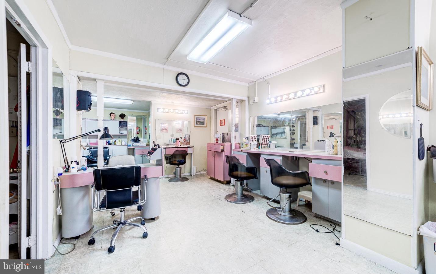 10401 GROSVENOR #1018