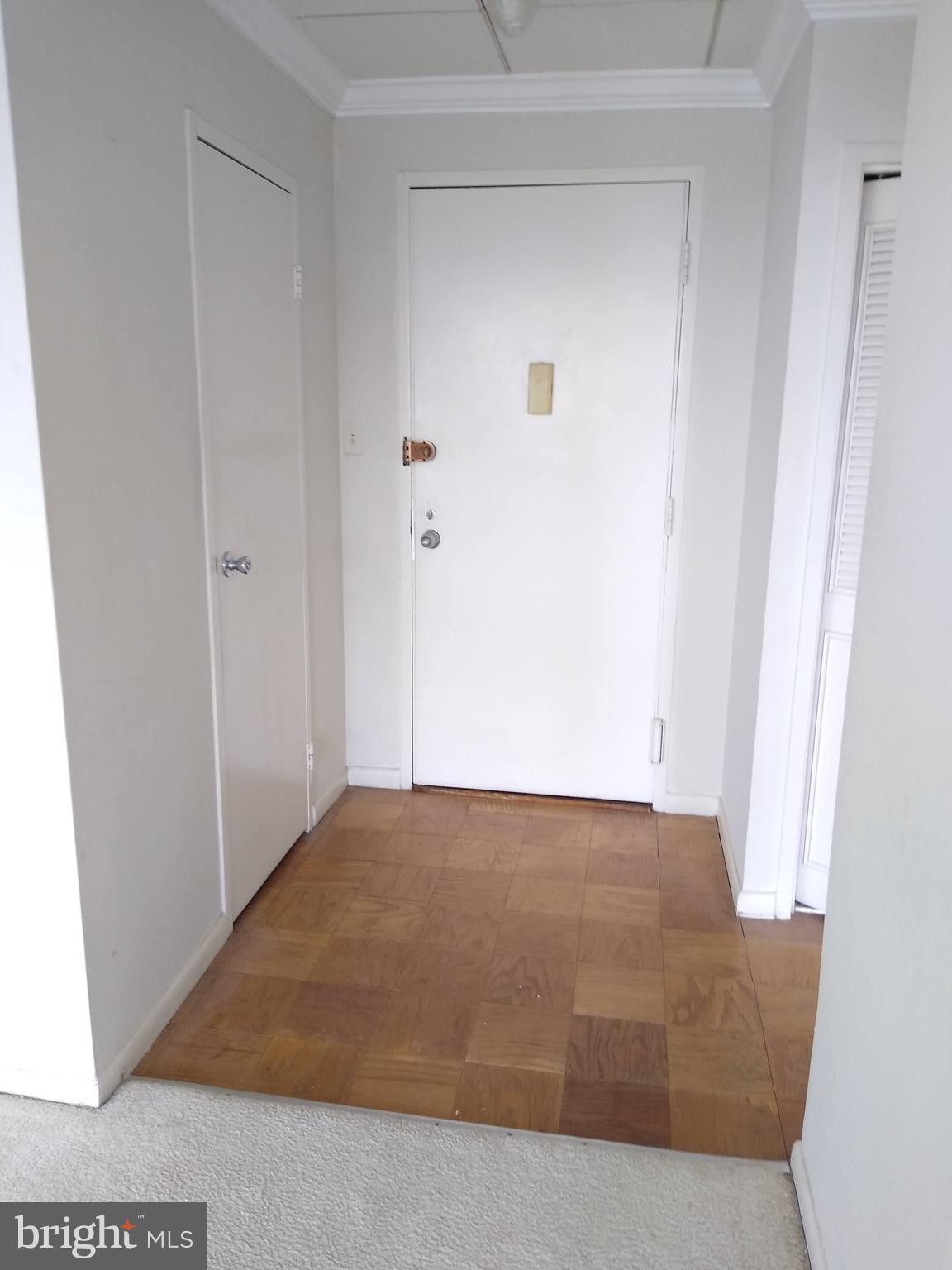 10401 GROSVENOR #1018