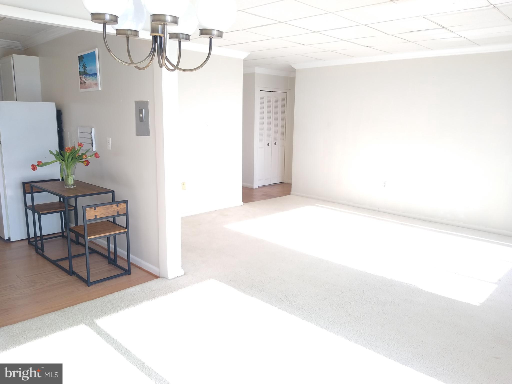 10401 GROSVENOR #1018