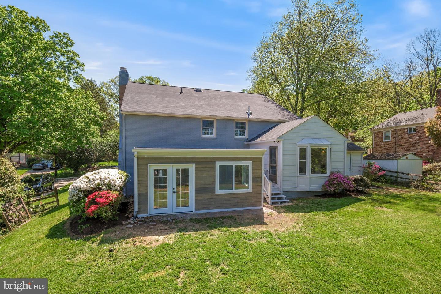 11710 Magruder Ln