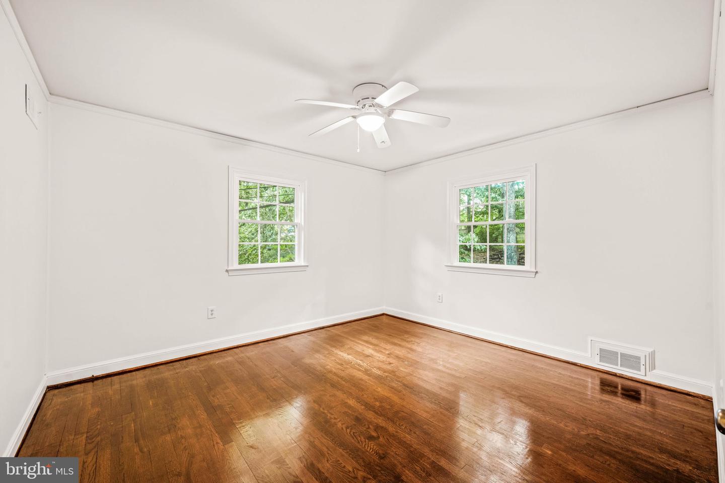 7 Whippoorwill Ct