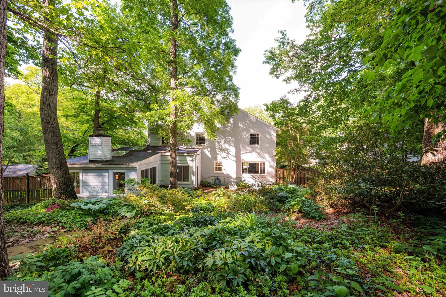 7 Whippoorwill Ct