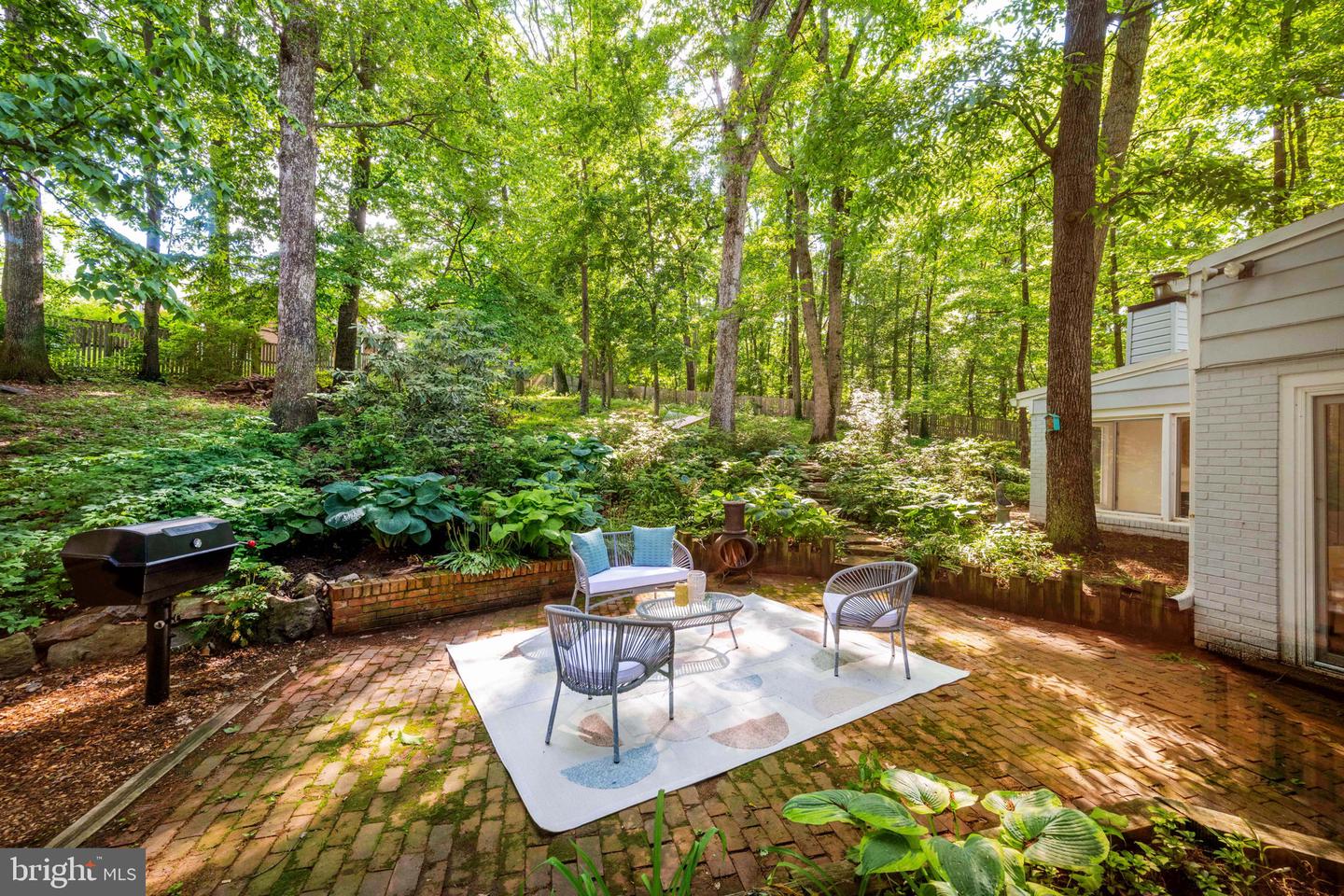 7 Whippoorwill Ct