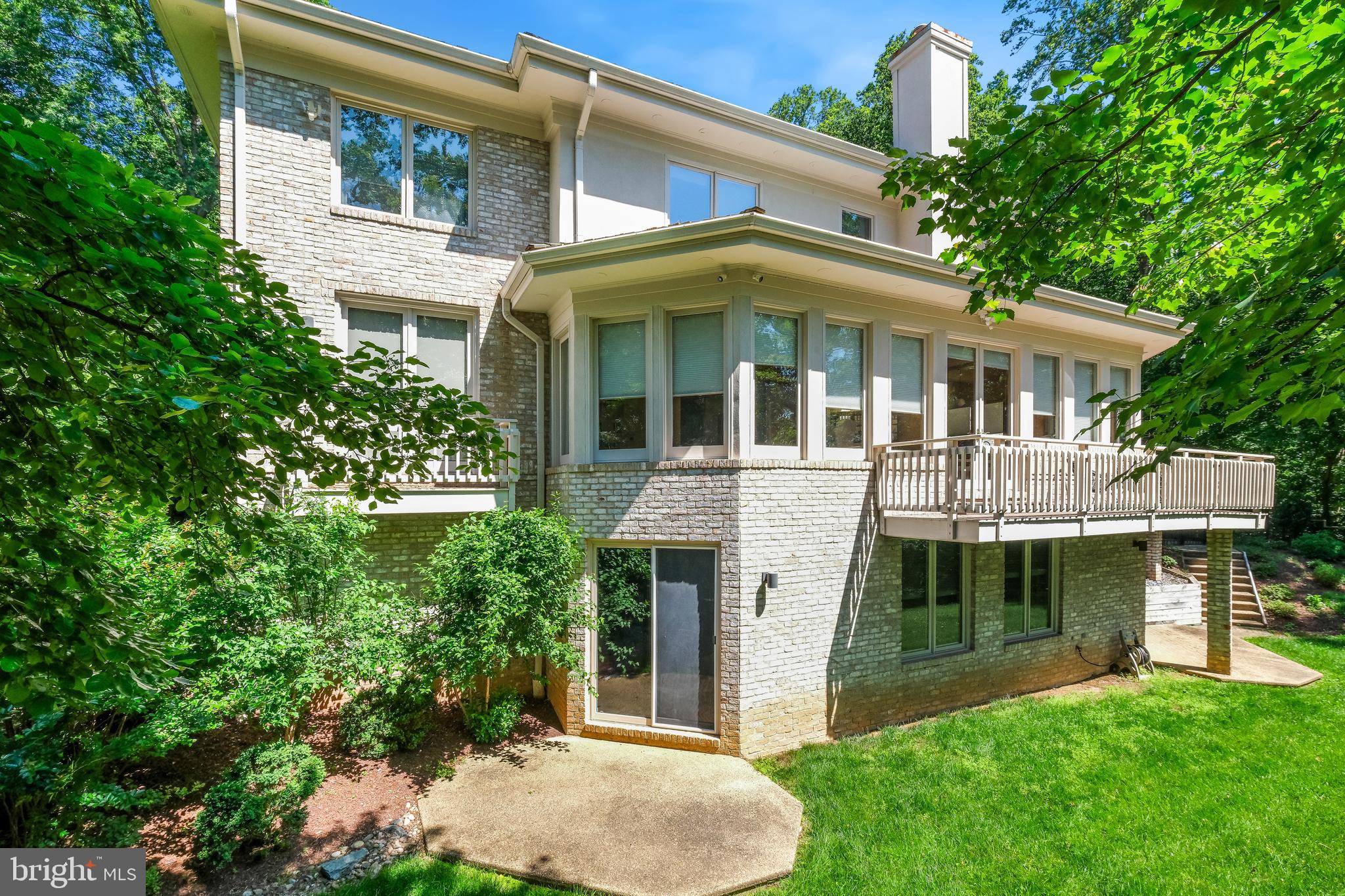 7005 NATELLI WOODS LN