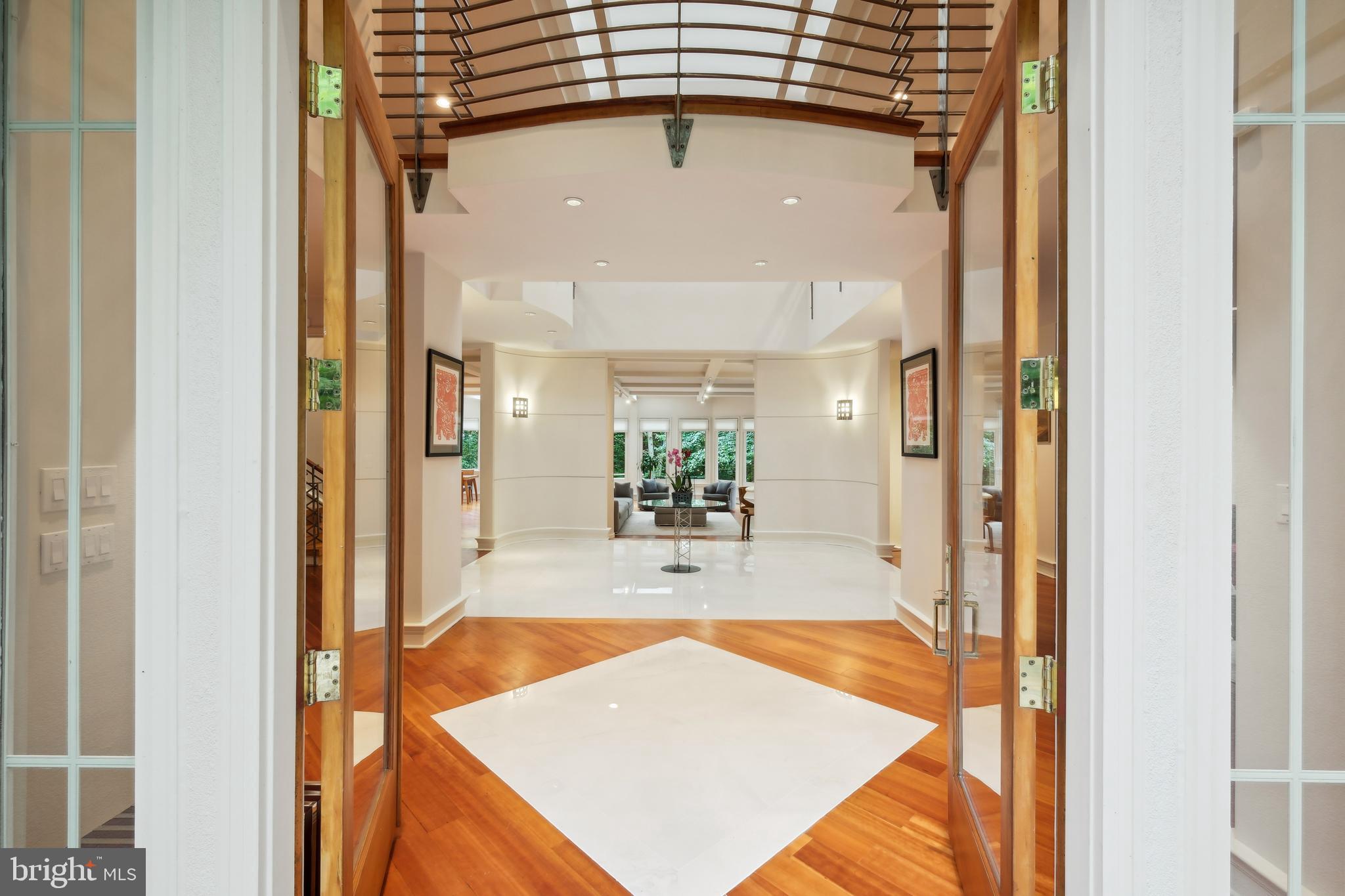 7005 NATELLI WOODS LN