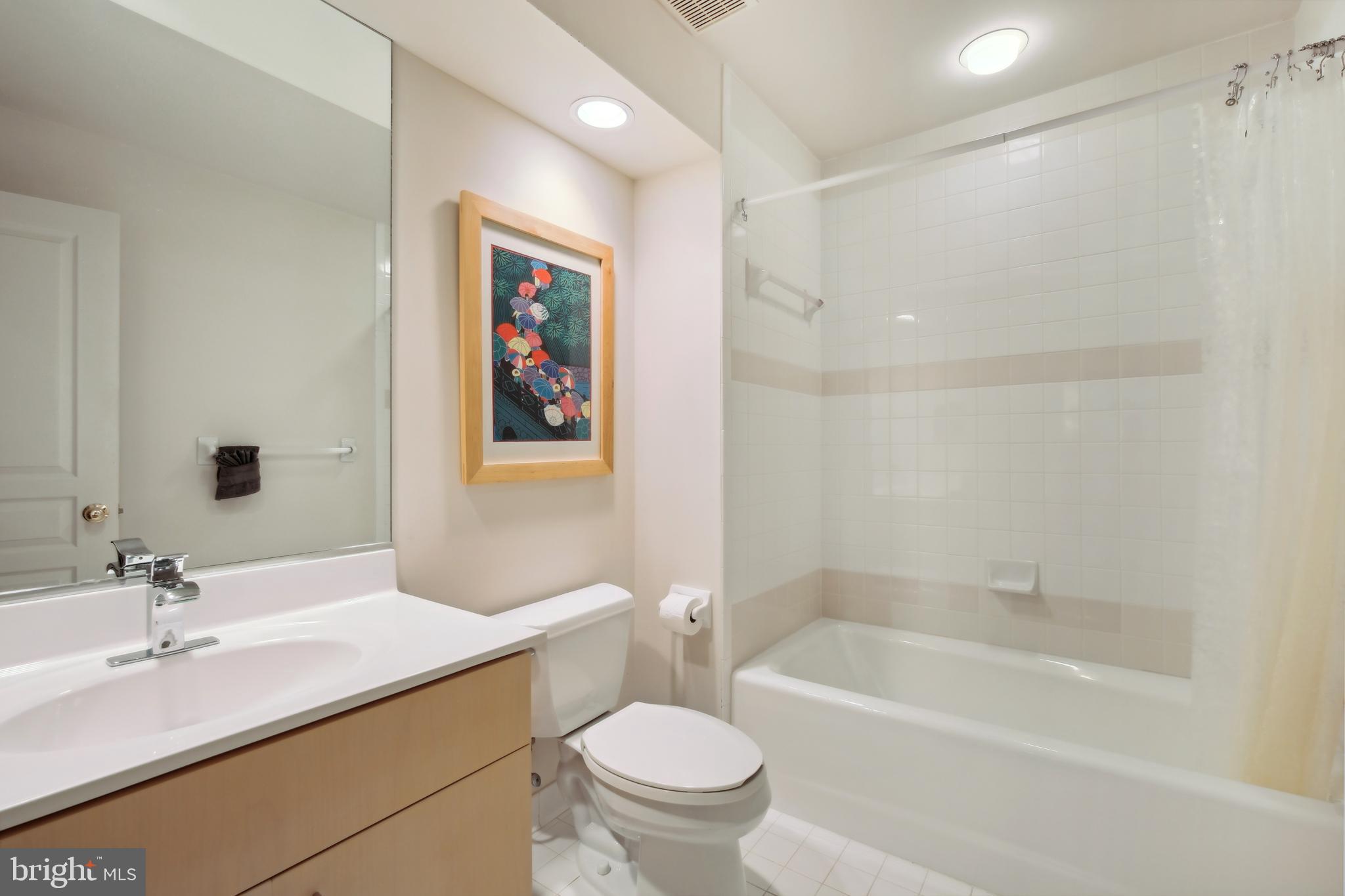 7005 NATELLI WOODS LN