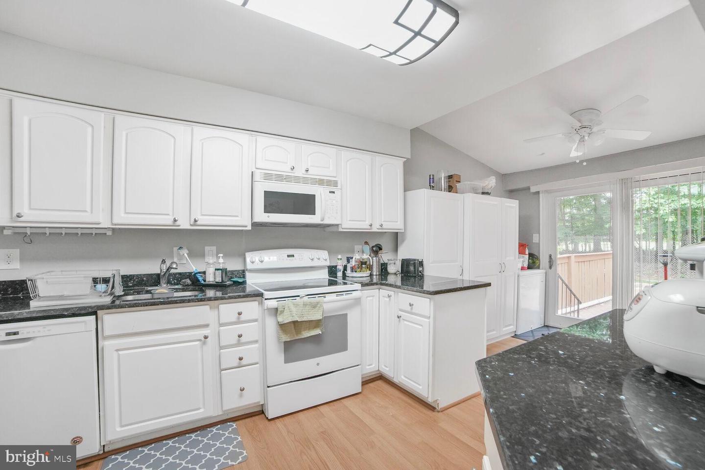 12250 TILDENWOOD DR