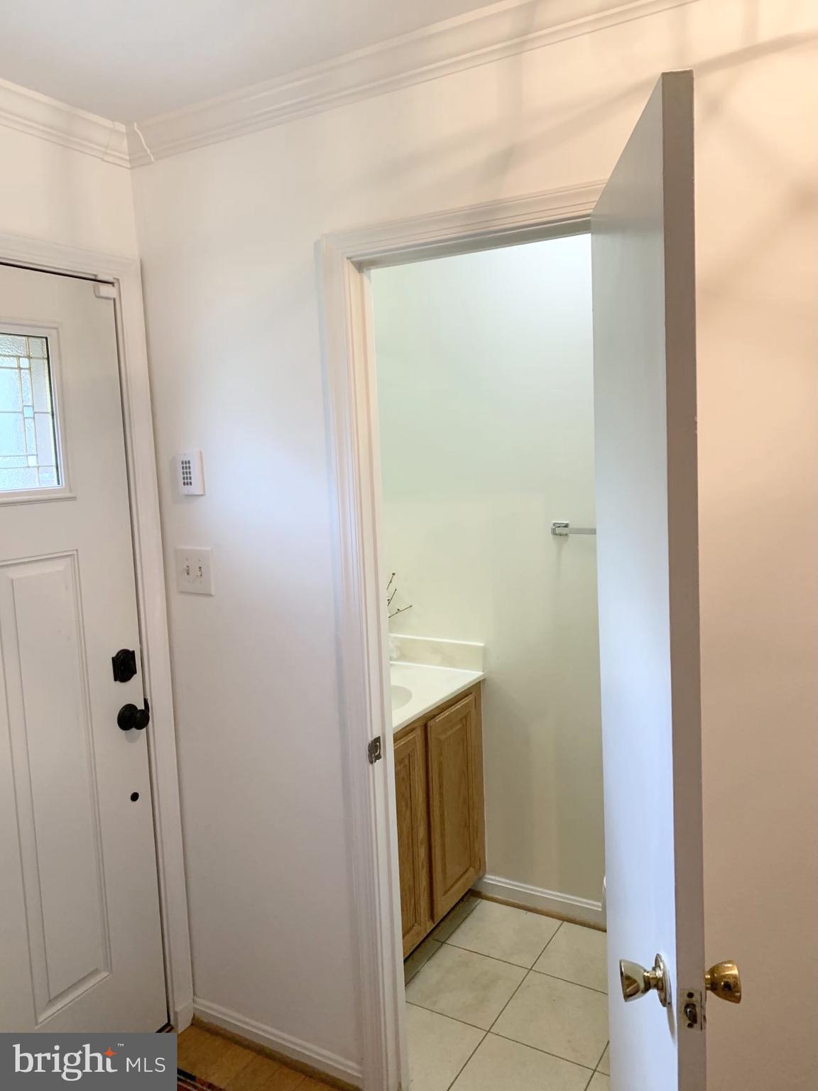 11019 CANDLELIGHT LANE 11019