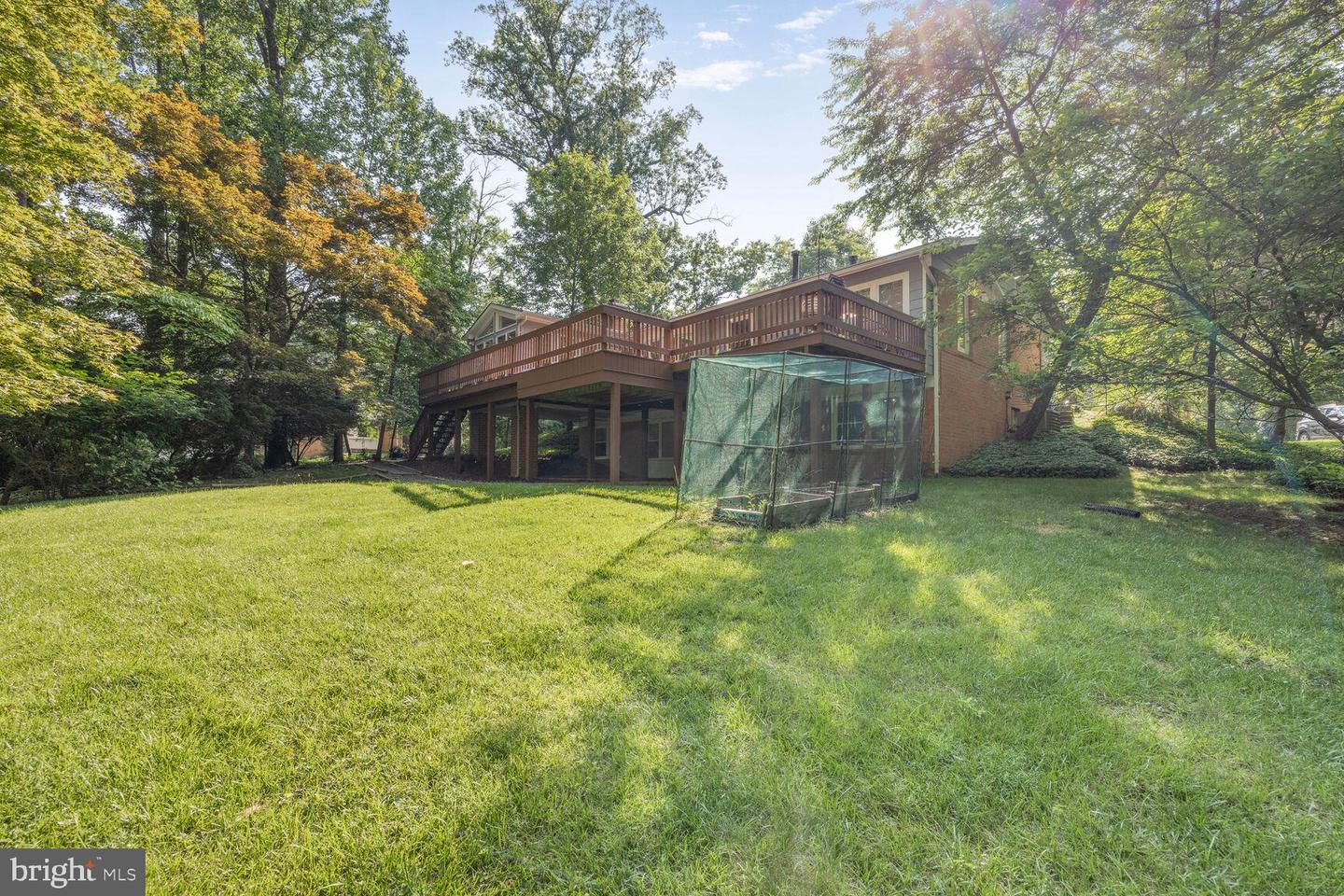 11211 WHISPERWOOD