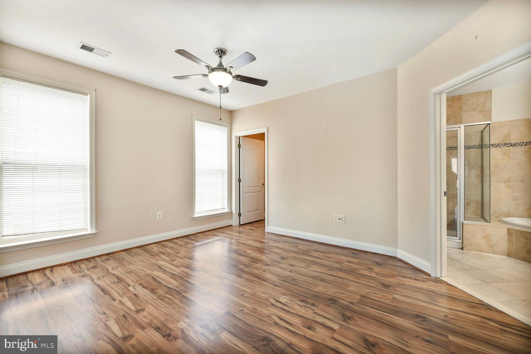 305 REDLAND BLVD #303