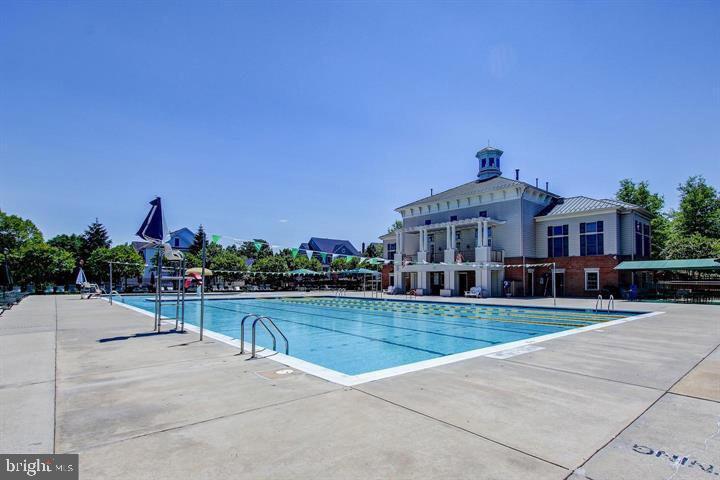 305 REDLAND BLVD #303