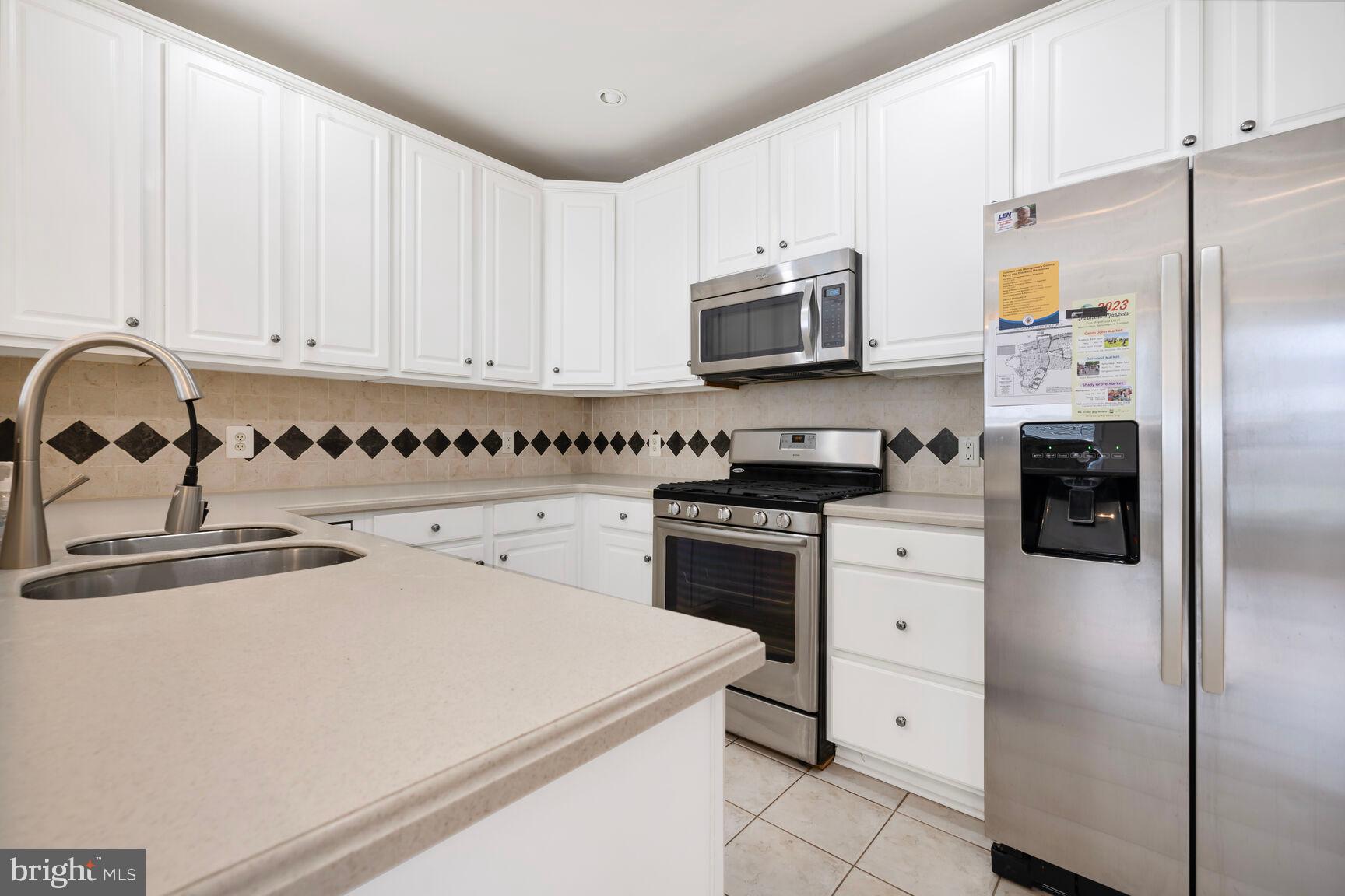 305 REDLAND BLVD #303