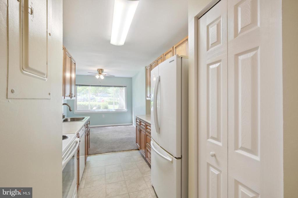458 Girard #104 St