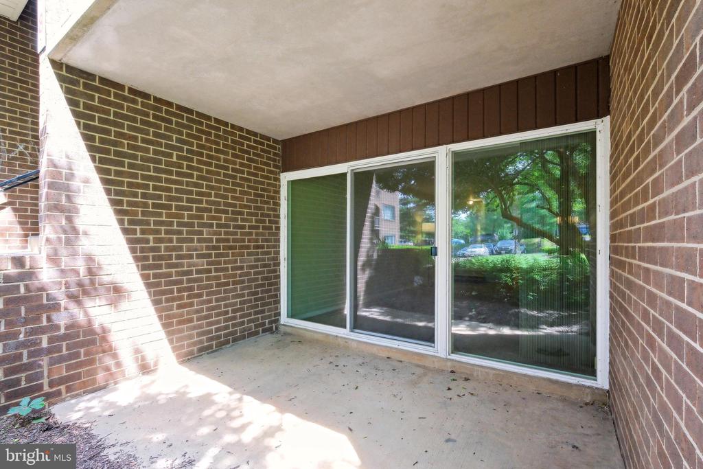 458 Girard #104 St