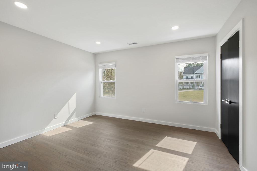 6509 TILDEN LN