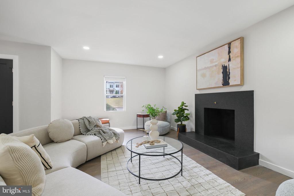 6509 TILDEN LN