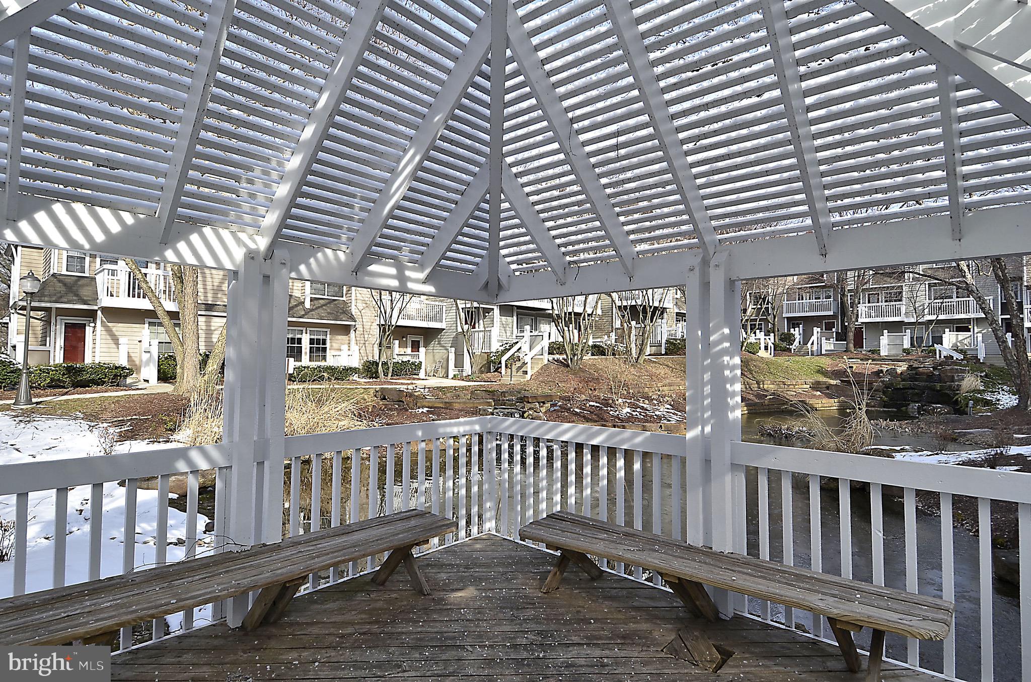 5716 CHAPMAN MILL DR #200