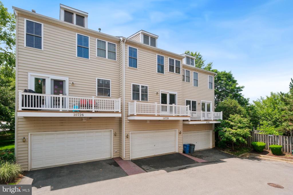 10728 Horde St