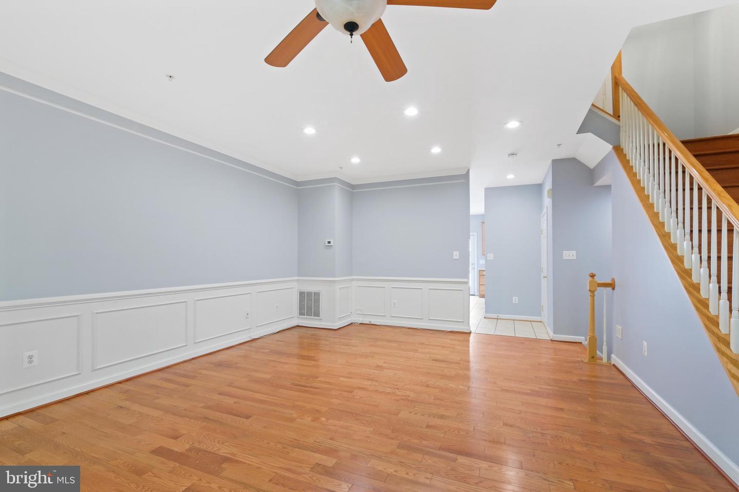10728 Horde St