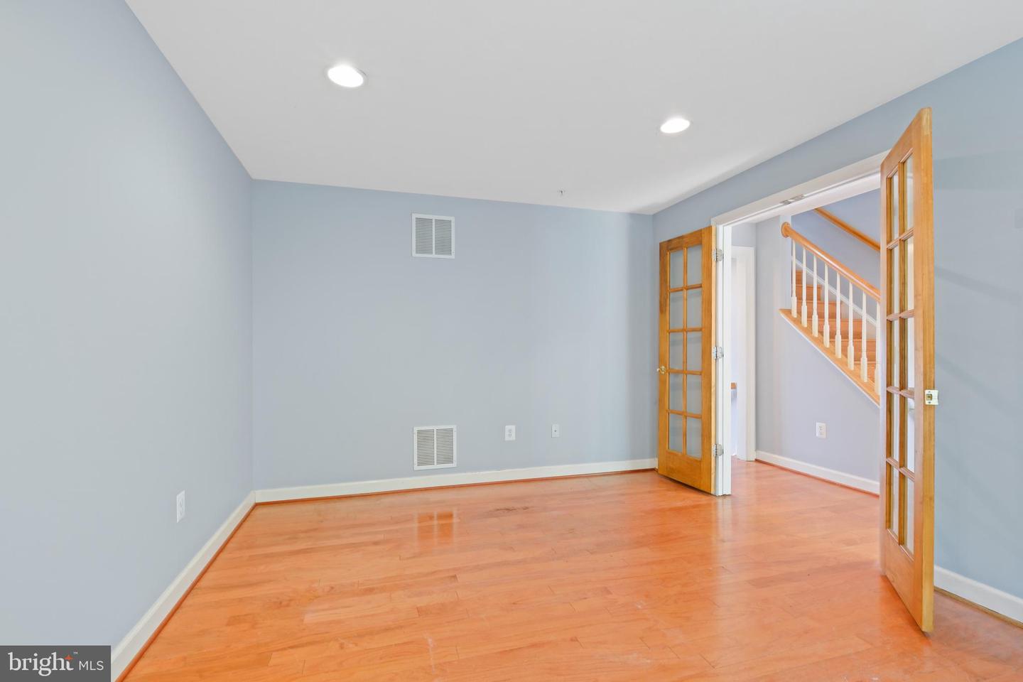 10728 Horde St