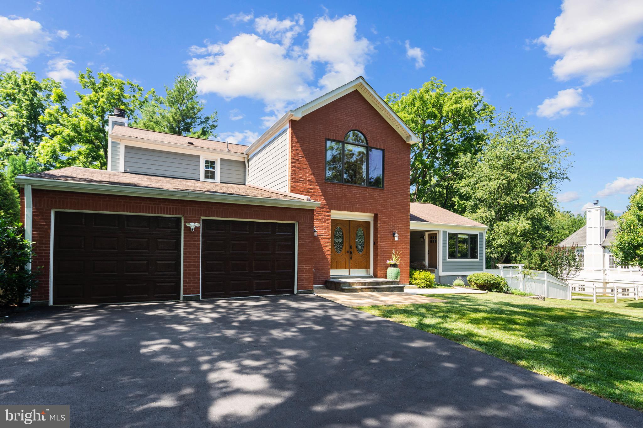 9524 WOODINGTON DRIVE