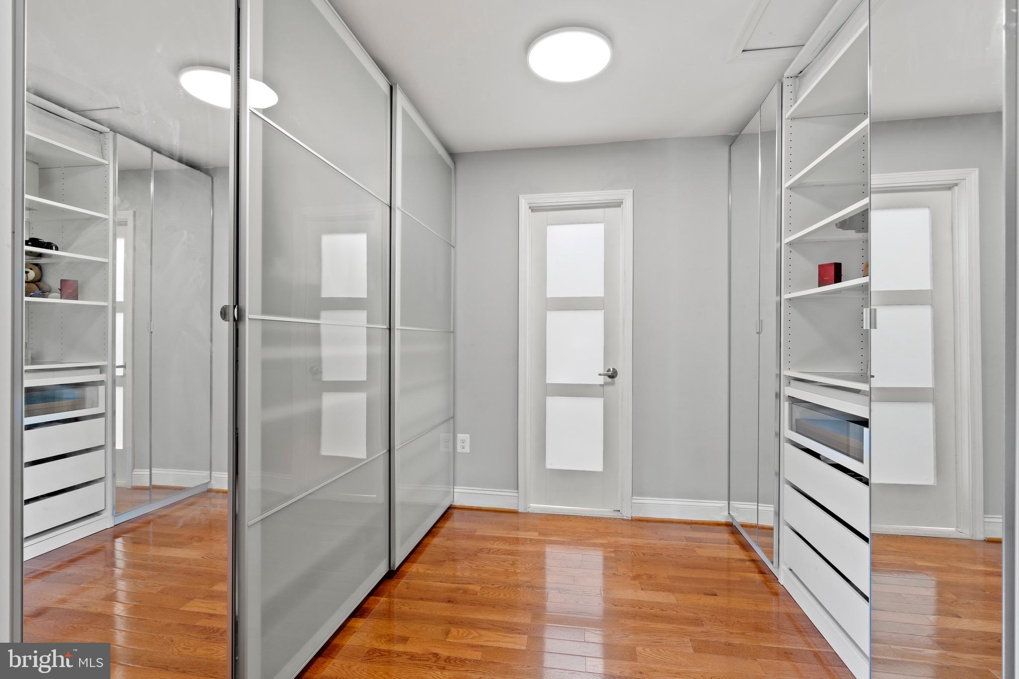 9524 WOODINGTON DRIVE