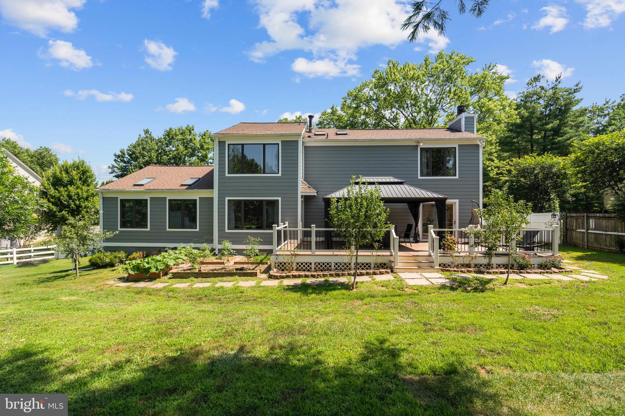 9524 WOODINGTON DRIVE