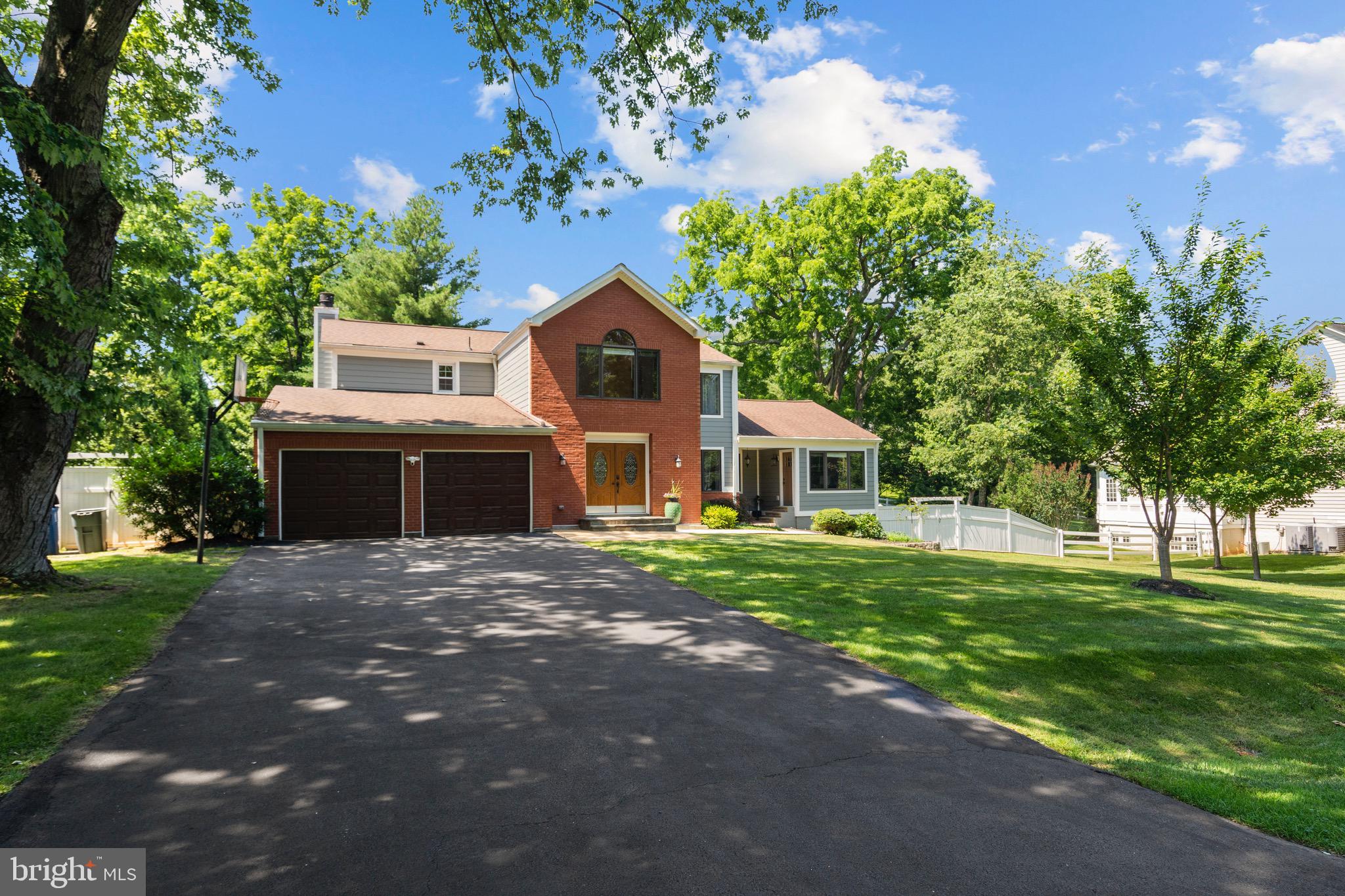 9524 WOODINGTON DRIVE