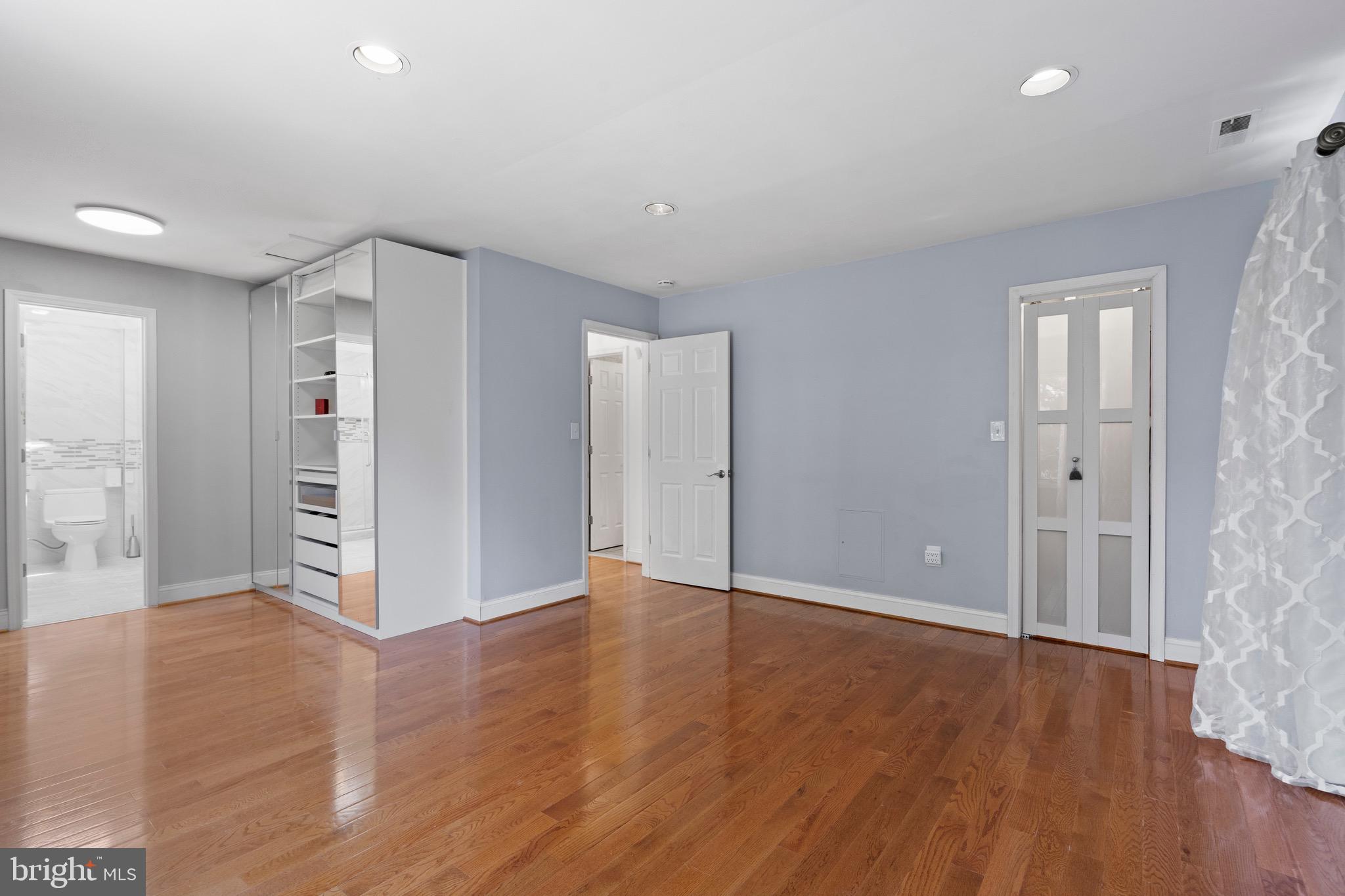 9524 WOODINGTON DRIVE